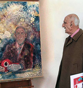 Gillo-Dorfles-che-osserva-suo-ritratto-by-Mimmo-Alfarone-BIblioteca-Nazionale-Marciana-Venezia.jpg